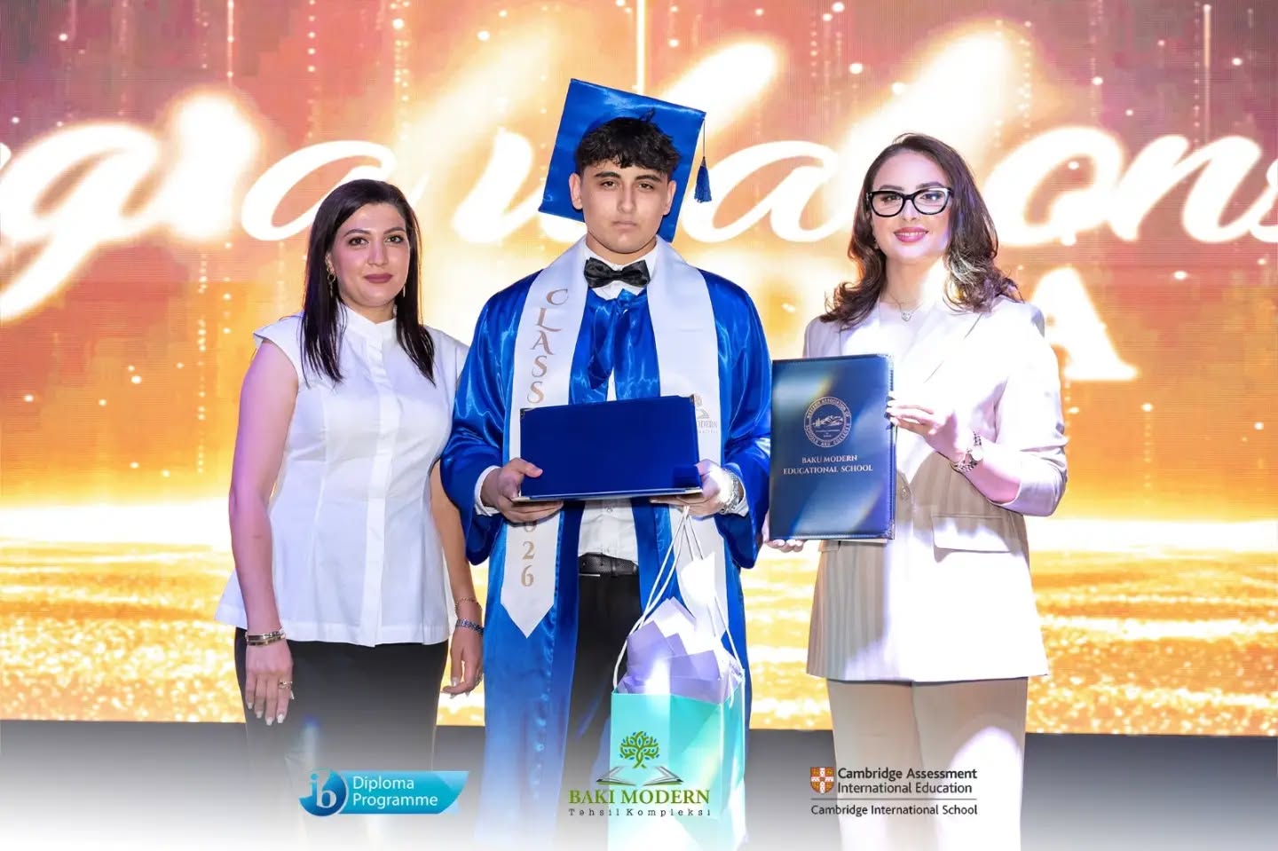 Bakı Modern məzunları beynəlxalq universitetlərdən qəbul və təqaüd təklifləri əldə ediblər
