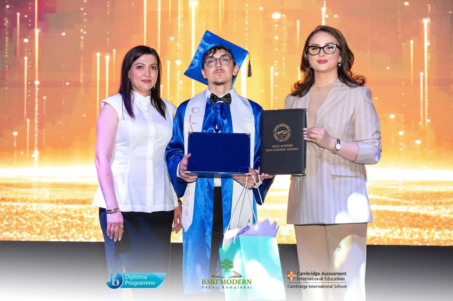 Bakı Modern məzunları beynəlxalq universitetlərdən qəbul və təqaüd təklifləri əldə ediblər