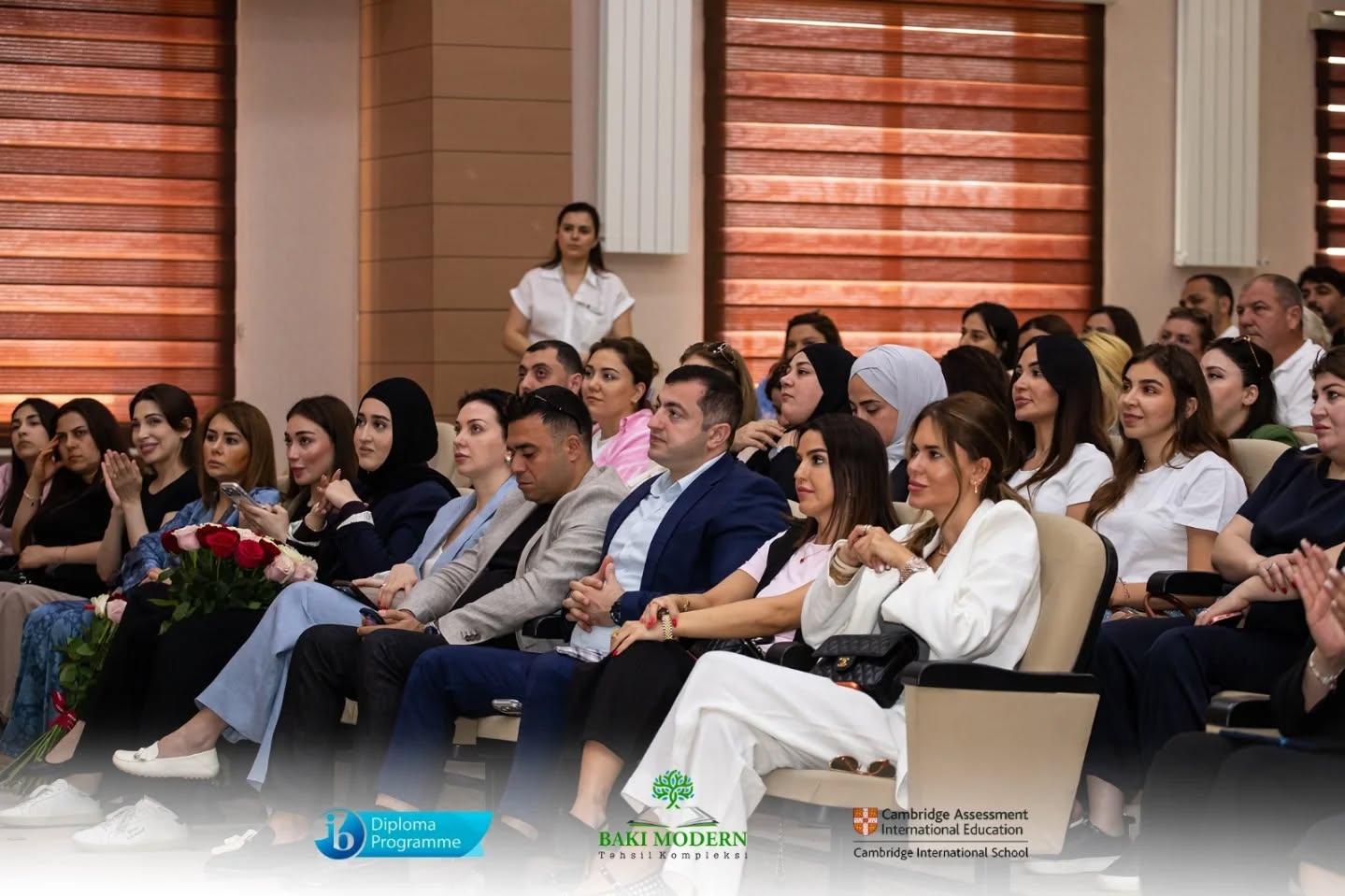 Primary School Graduation Celebrated at Baku Modern Education Complex