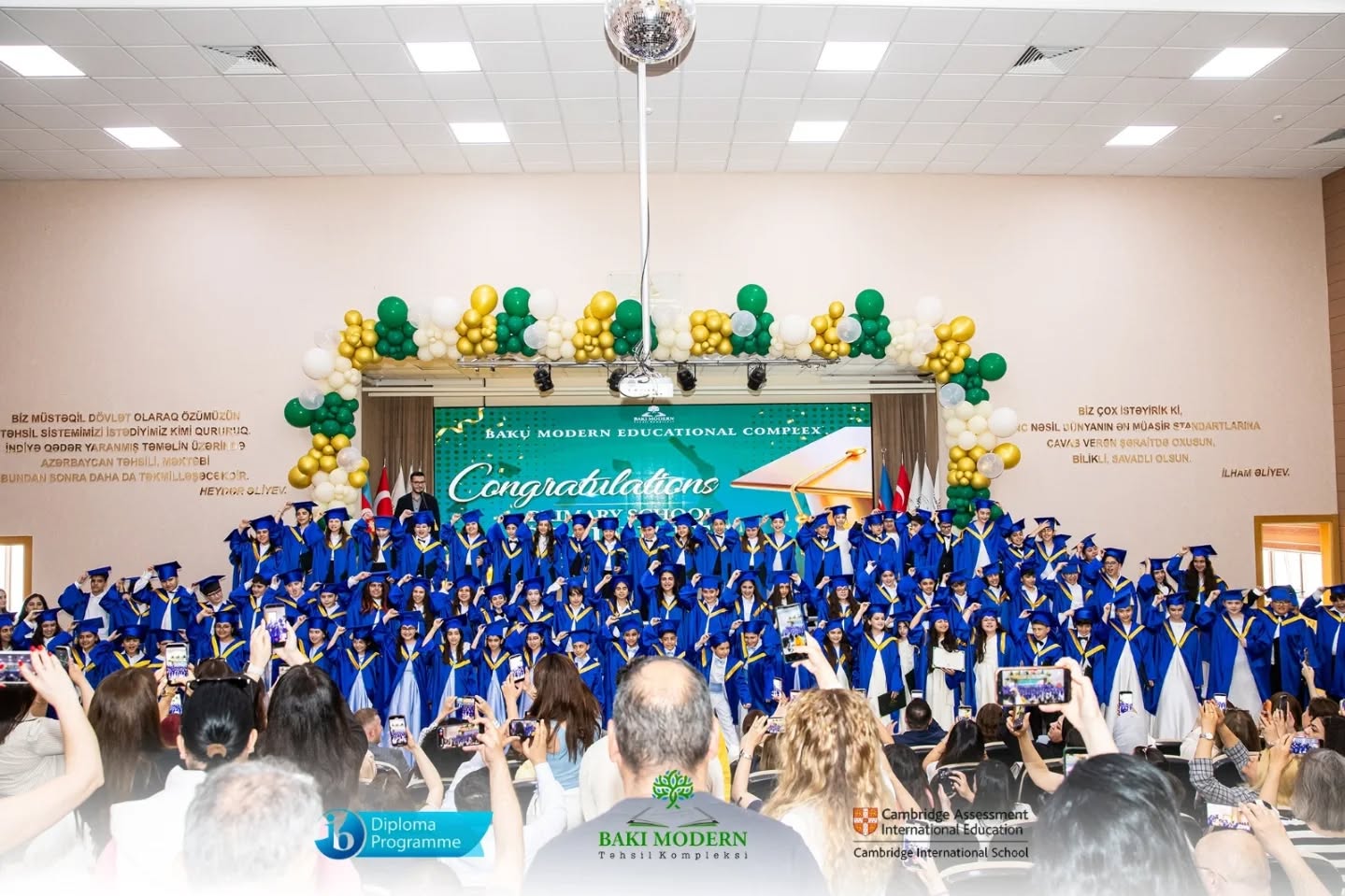 Primary School Graduation Celebrated at Baku Modern Education Complex