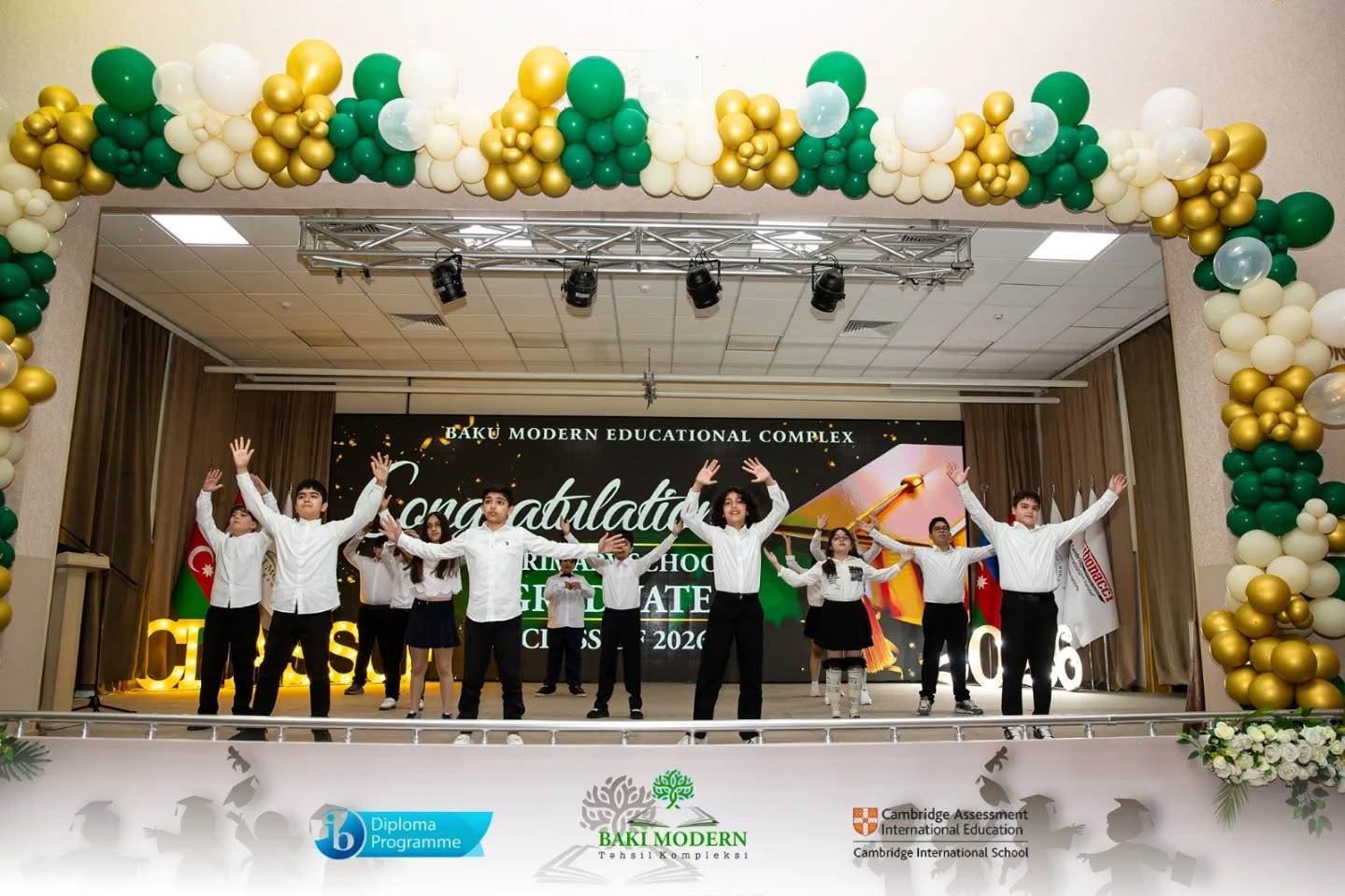 Primary School Graduation Celebrated at Baku Modern Education Complex