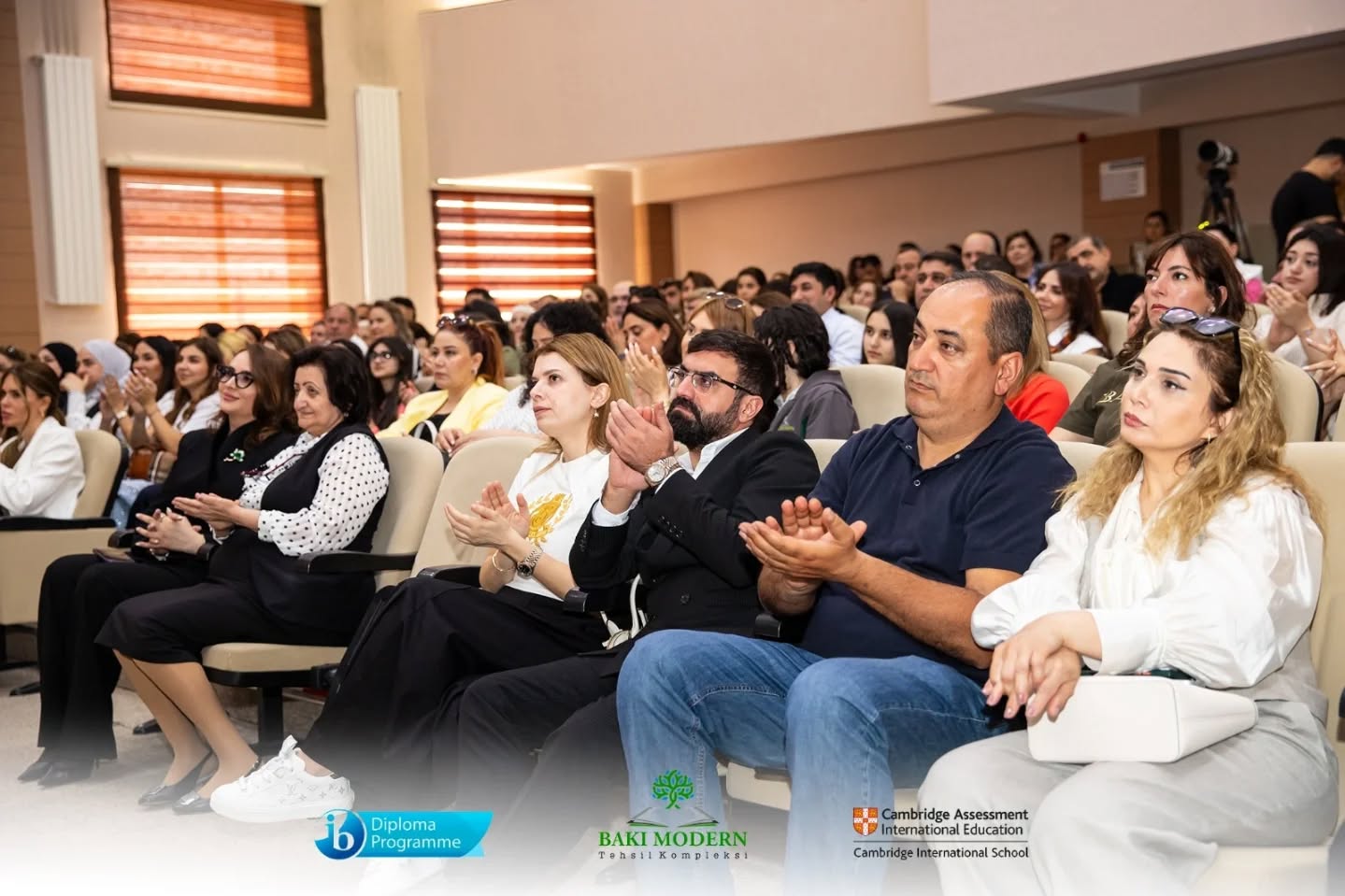 Primary School Students Celebrate Graduation at Baku Modern Education Complex
