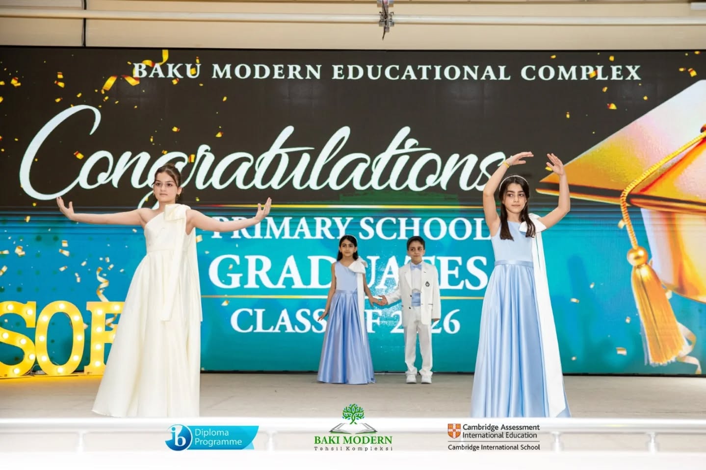 Primary School Students Celebrate Graduation at Baku Modern Education Complex