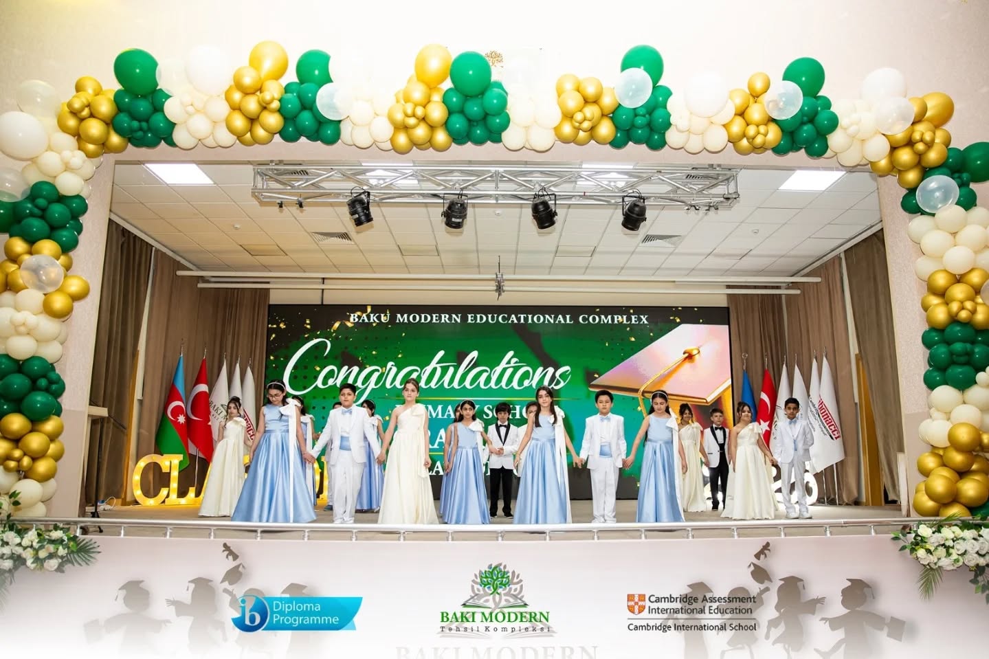 Primary School Students Celebrate Graduation at Baku Modern Education Complex