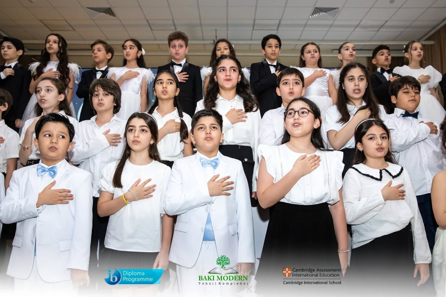Primary School Students Celebrate Graduation at Baku Modern Education Complex