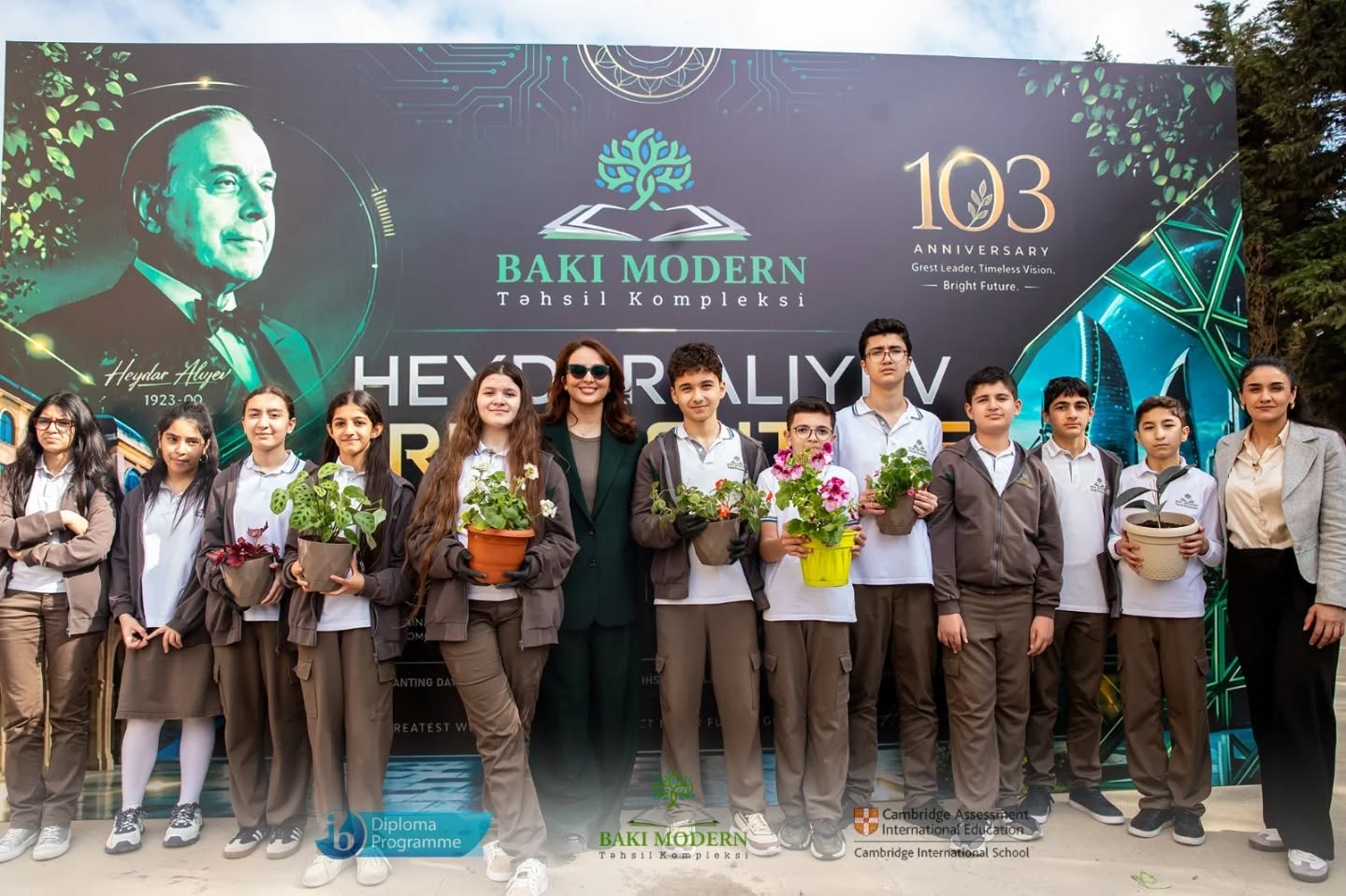 Baku Modern students join tree-planting initiative for a greener future