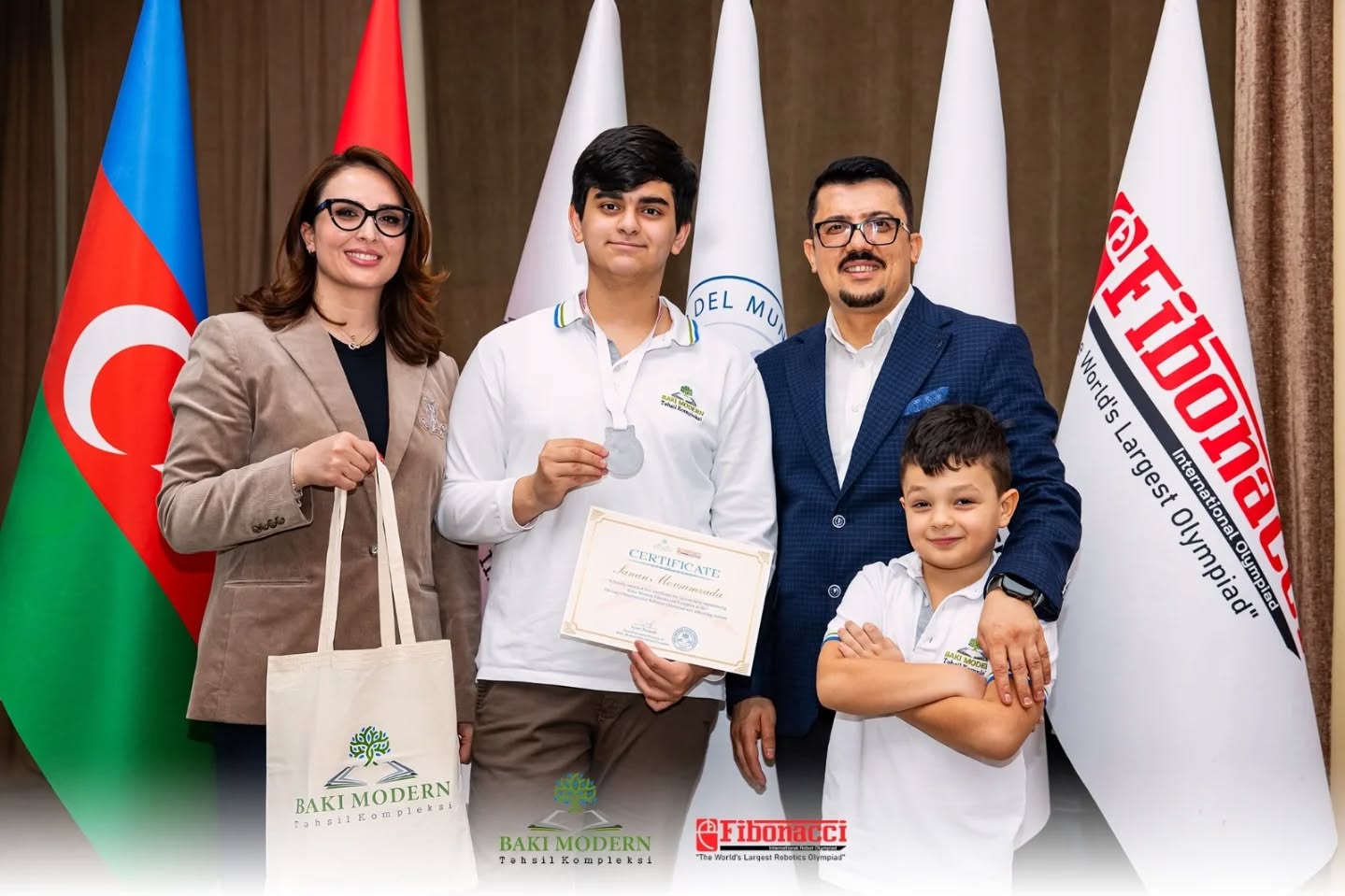 Şagirdlərimizin Fibonacci Beynəlxalq Olimpiadasındakı uğuru qeyd olundu