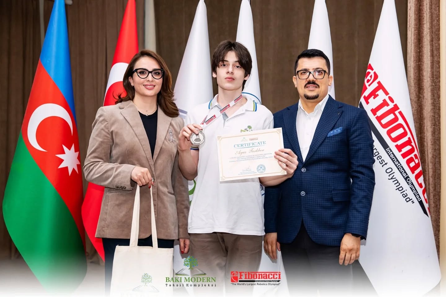 Baku Modern Students Celebrated for Success at International Olympiad