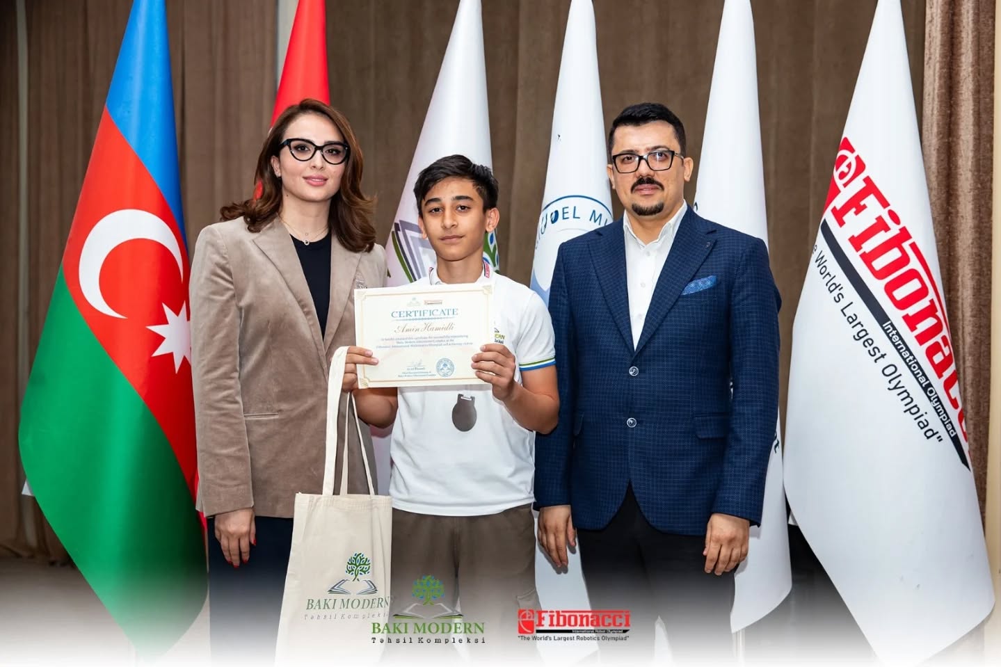 Şagirdlərimiz Fibonacci Beynəlxalq Olimpiadasındakı uğurlarına görə təbrik edildi
