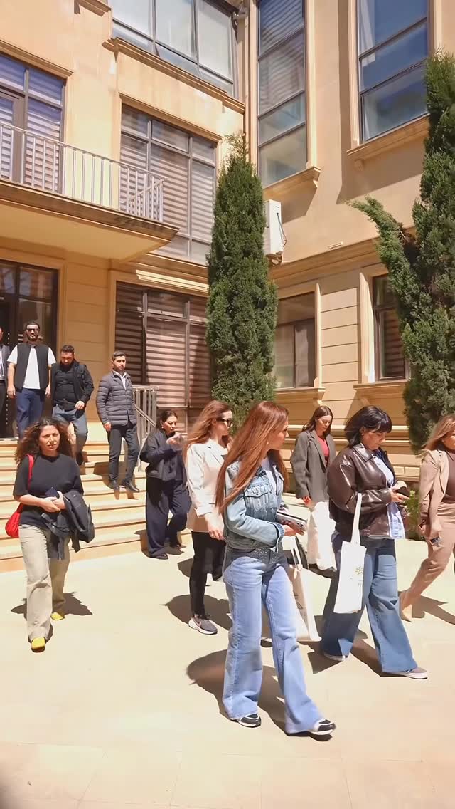 Parents Explored Educational Opportunities at Baku Modern Education Complex