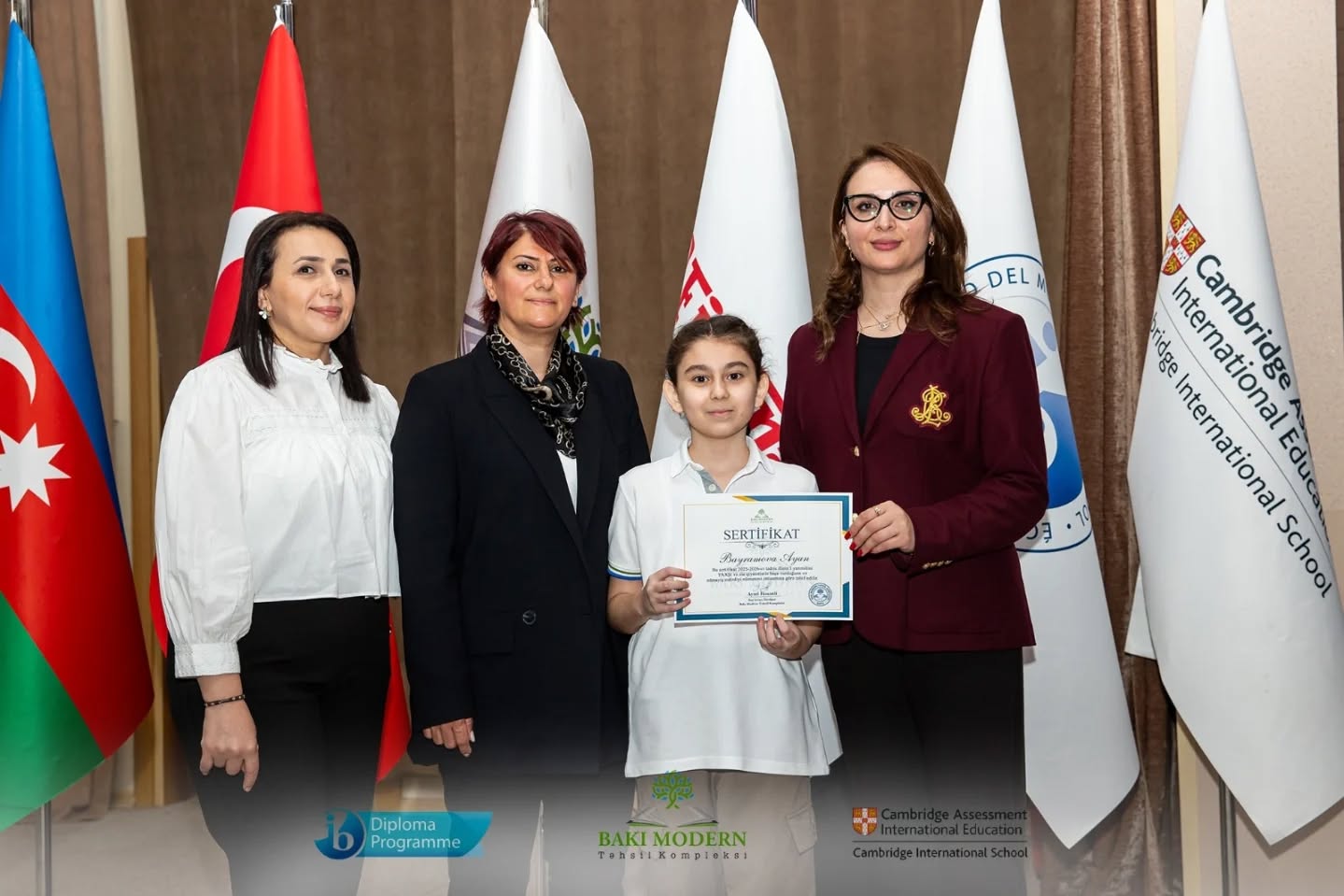 Baku Modern Recognizes High-Achieving Students for the First Half of the Academic Year