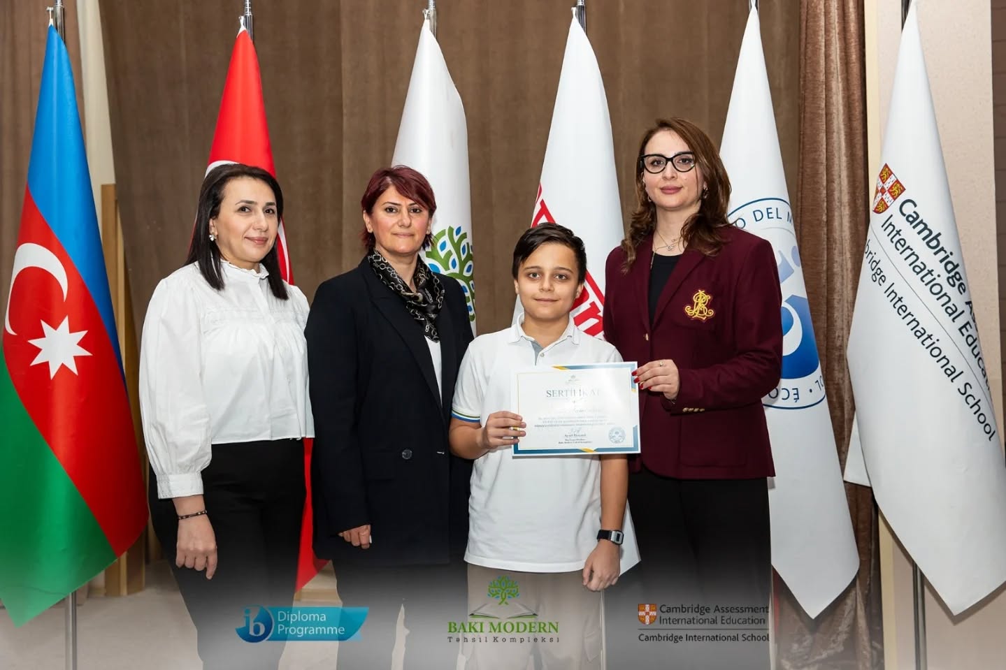 Baku Modern Recognizes High-Achieving Students for the First Half of the Academic Year
