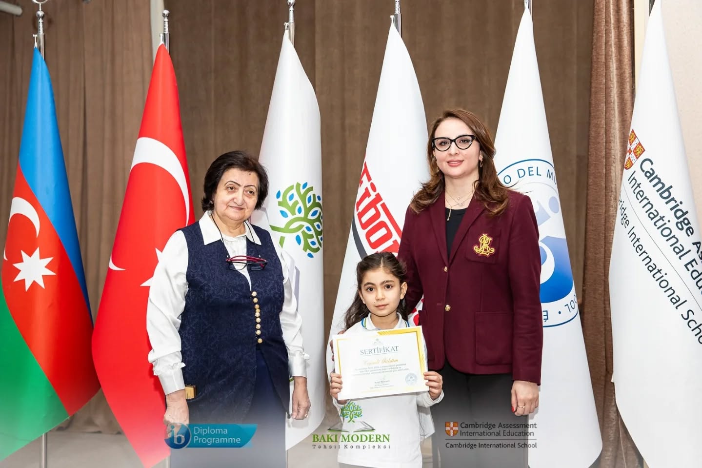 Primary School Students Honoured for Outstanding First-Semester Achievements