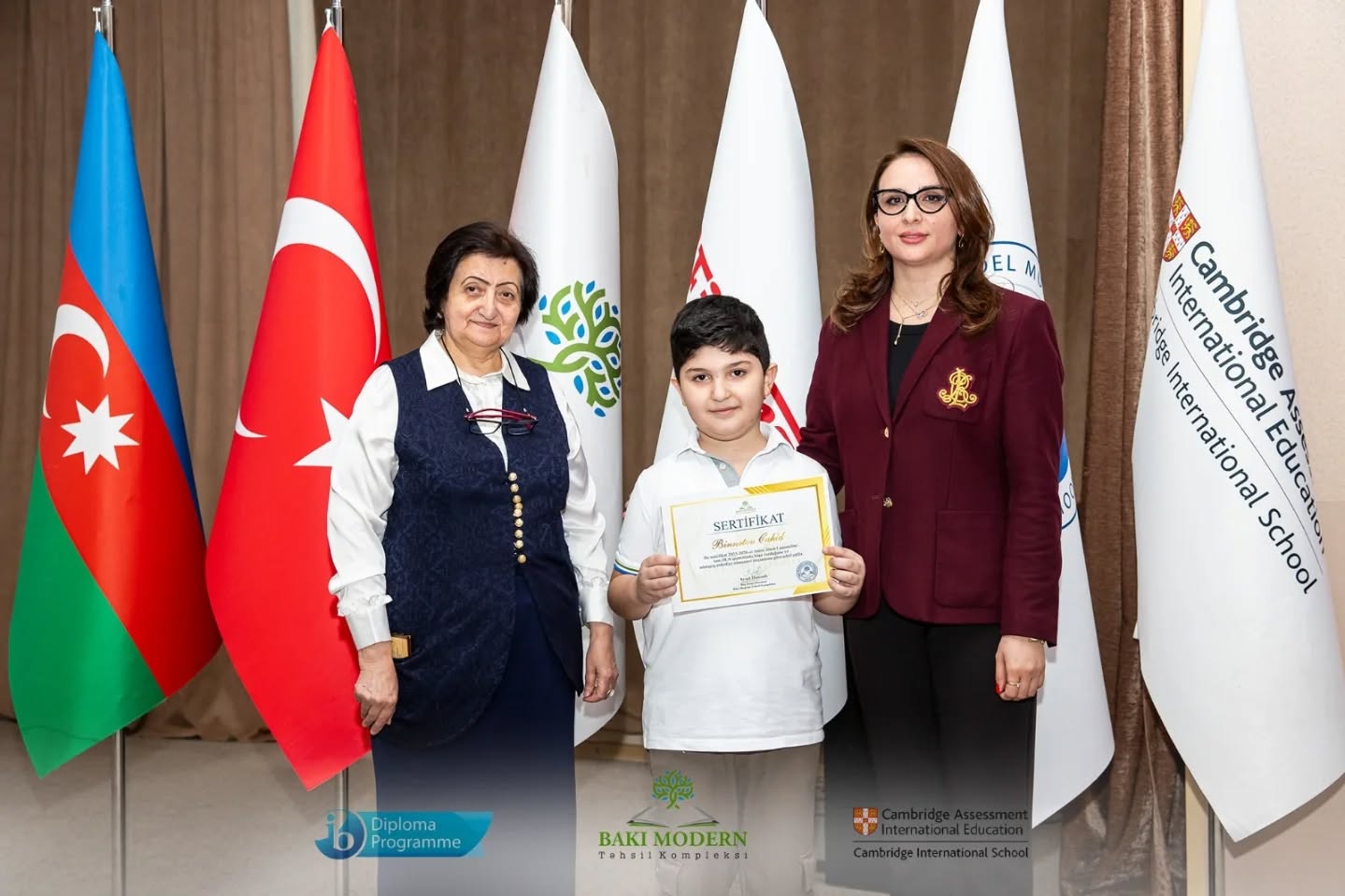 Primary School Students Honoured for Outstanding First-Semester Achievements