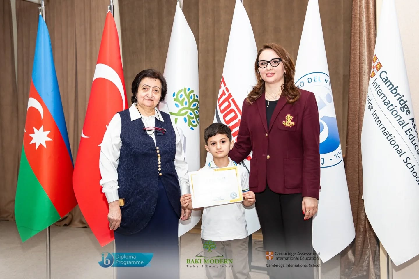 Primary School Students Honoured for Outstanding First-Semester Achievements