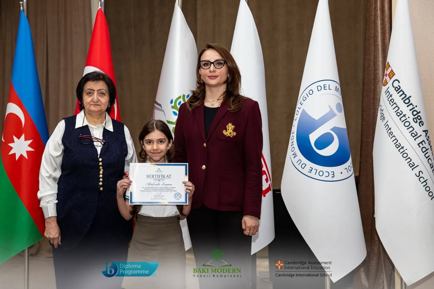 Primary School Students Honoured for Their First-Semester Achievements
