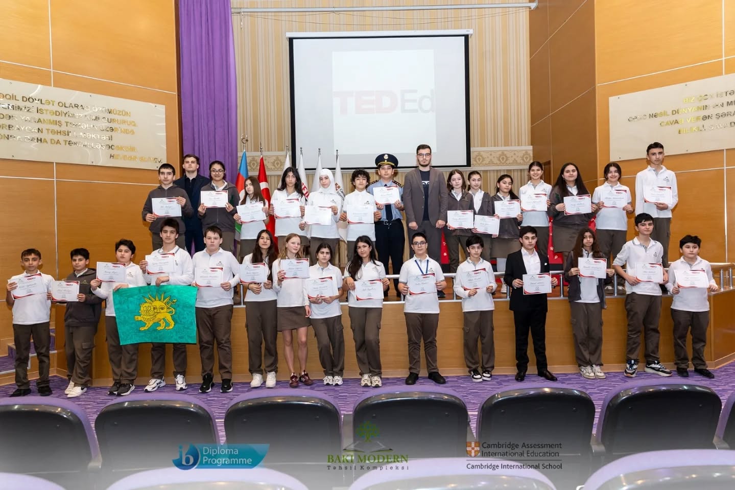 7-ci sinif şagirdləri TED-Ed Student Talks tədbirində bacarıqlarını nümayiş etdiriblər