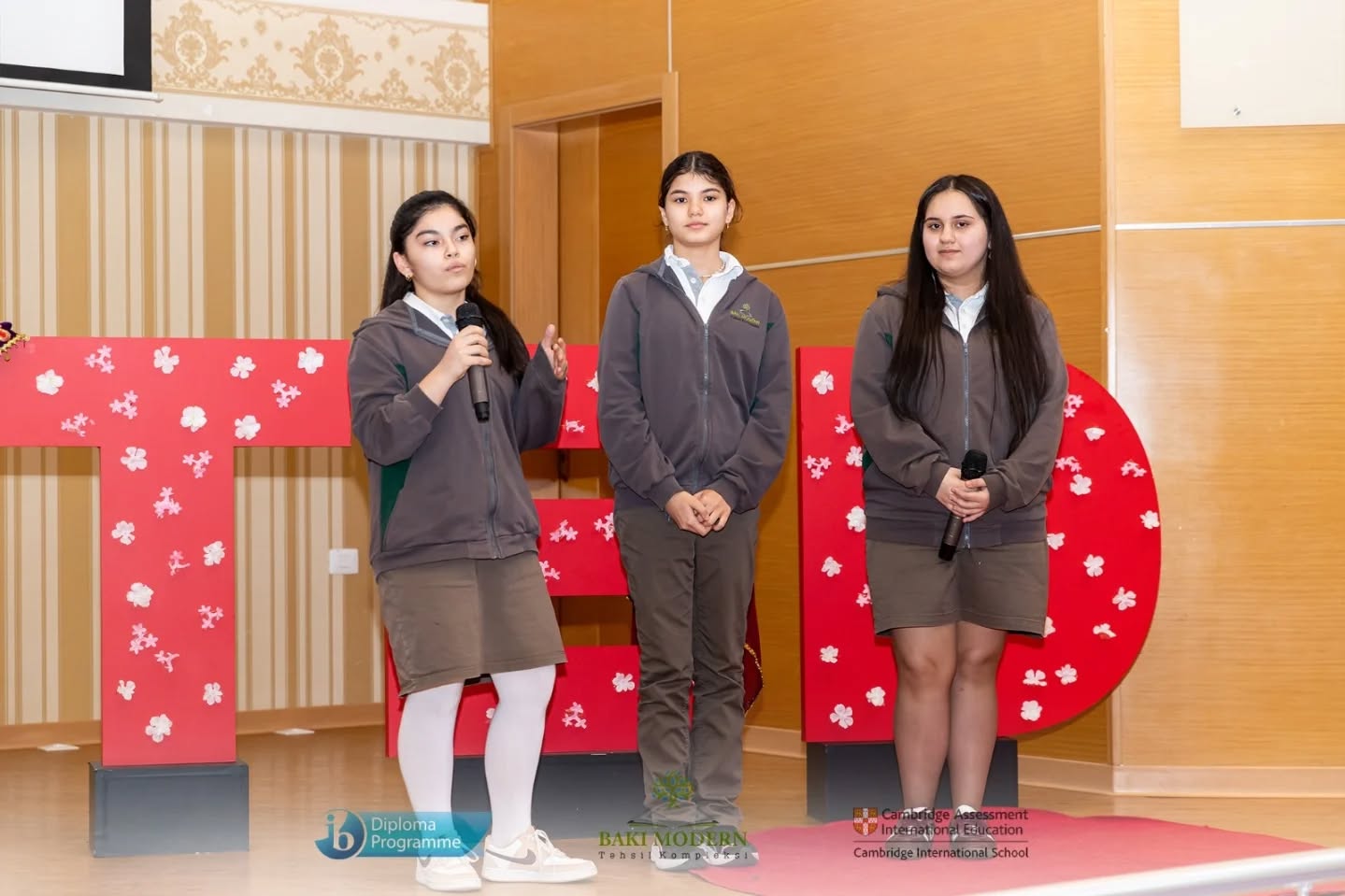 7-ci sinif şagirdləri TED-Ed Student Talks tədbirində bacarıqlarını nümayiş etdiriblər