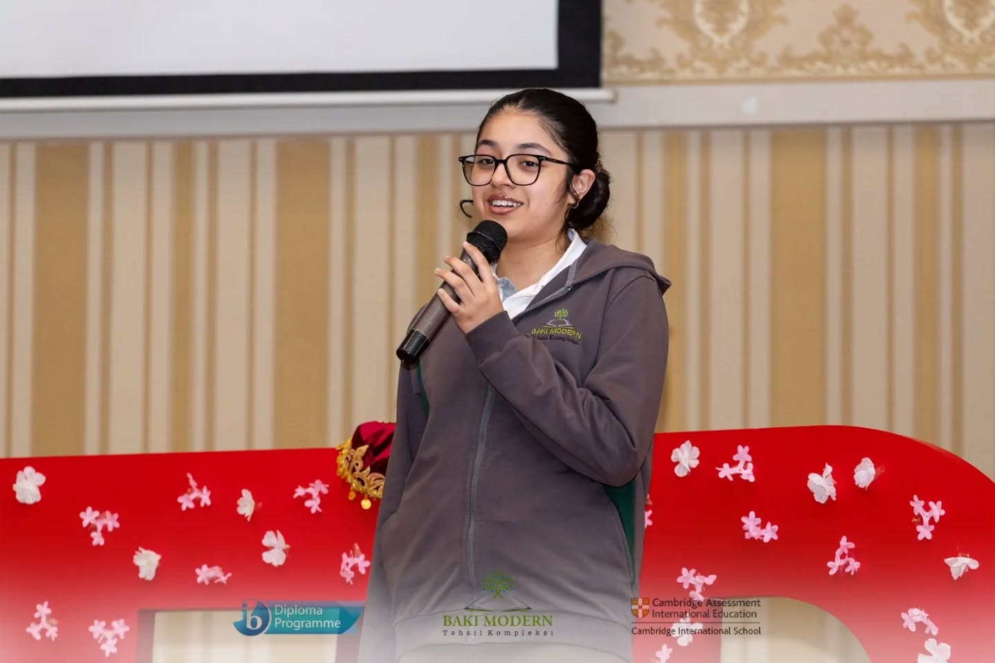 7-ci sinif şagirdləri TED-Ed Student Talks tədbirində bacarıqlarını nümayiş etdiriblər