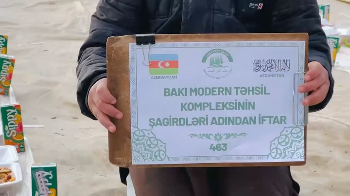 Baku Modern students host an iftar for 500 children in Afghanistan