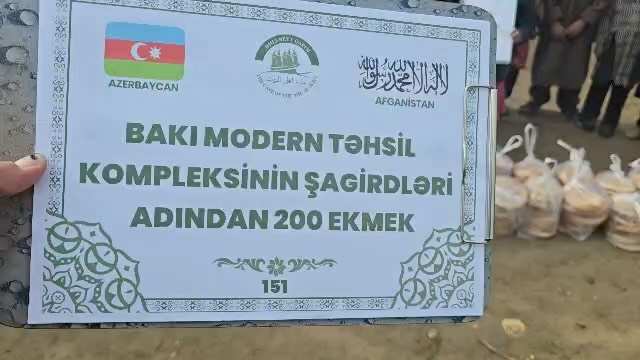 Baku Modern students host an iftar for 500 children in Afghanistan